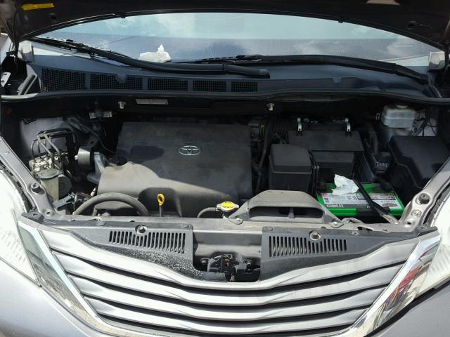 Photo 6 VIN: 5TDYK3DC9CS217518 - TOYOTA SIENNA XLE 