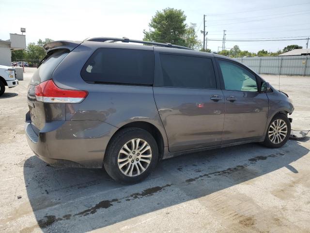 Photo 2 VIN: 5TDYK3DC9CS238255 - TOYOTA SIENNA XLE 