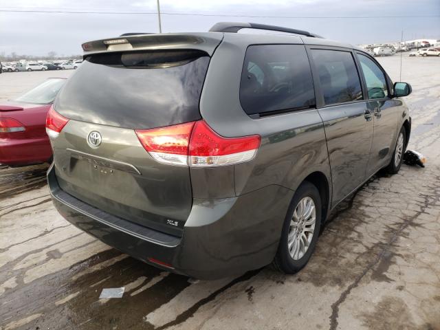 Photo 3 VIN: 5TDYK3DC9CS247733 - TOYOTA SIENNA XLE 