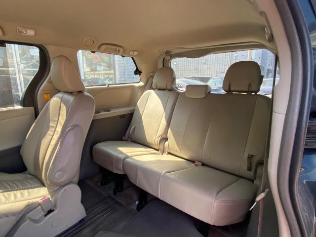 Photo 5 VIN: 5TDYK3DC9CS250728 - TOYOTA SIENNA XLE 