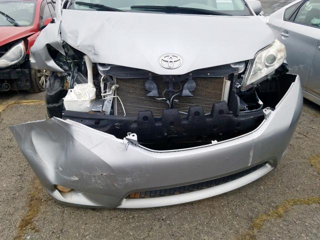 Photo 8 VIN: 5TDYK3DC9CS273250 - TOYOTA SIENNA XLE 