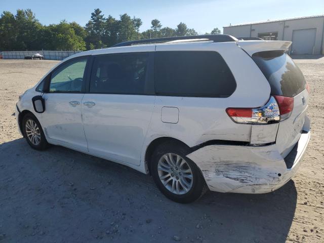 Photo 1 VIN: 5TDYK3DC9CS273488 - TOYOTA SIENNA XLE 