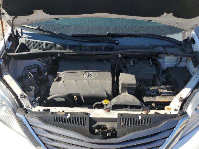 Photo 11 VIN: 5TDYK3DC9CS273488 - TOYOTA SIENNA XLE 