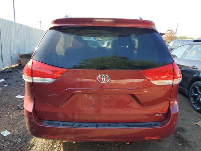 Photo 5 VIN: 5TDYK3DC9CS275757 - TOYOTA SIENNA XLE 