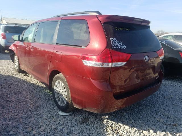 Photo 2 VIN: 5TDYK3DC9CS278593 - TOYOTA SIENNA XLE 