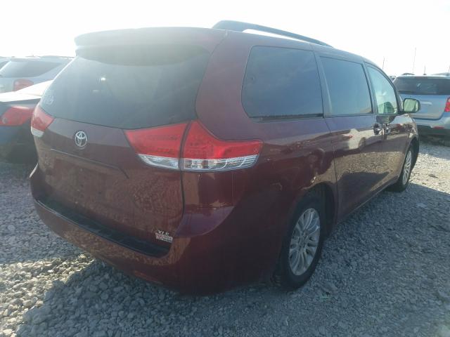 Photo 3 VIN: 5TDYK3DC9CS278593 - TOYOTA SIENNA XLE 