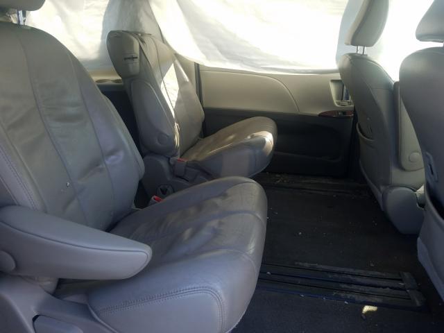 Photo 5 VIN: 5TDYK3DC9CS278593 - TOYOTA SIENNA XLE 