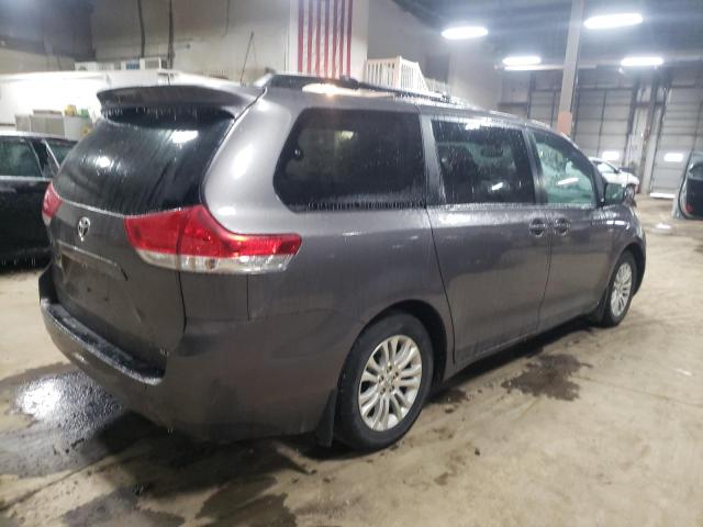 Photo 2 VIN: 5TDYK3DC9DS299235 - TOYOTA SIENNA XLE 