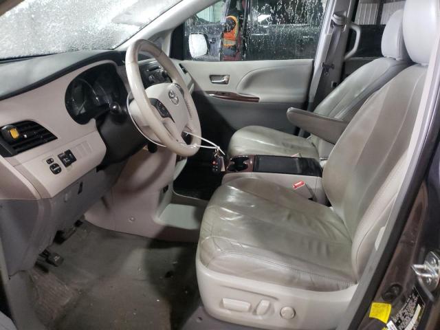 Photo 6 VIN: 5TDYK3DC9DS299235 - TOYOTA SIENNA XLE 