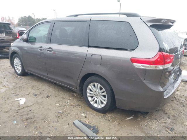 Photo 2 VIN: 5TDYK3DC9DS308810 - TOYOTA SIENNA 