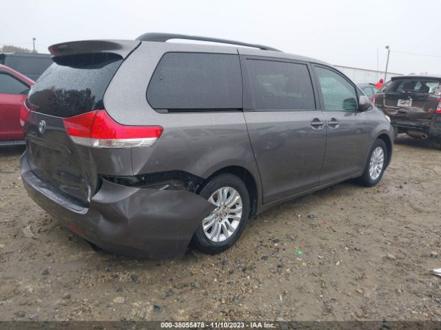 Photo 3 VIN: 5TDYK3DC9DS308810 - TOYOTA SIENNA 