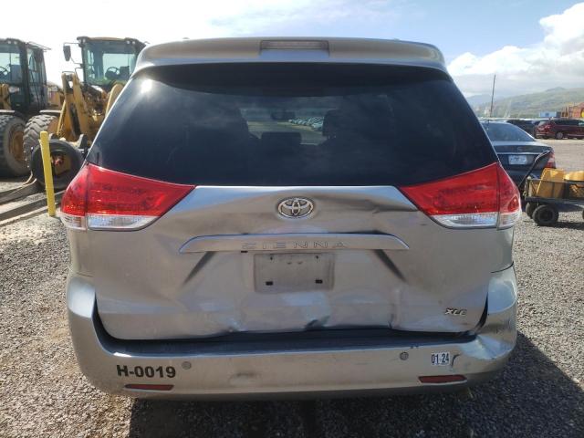 Photo 5 VIN: 5TDYK3DC9DS318463 - TOYOTA SIENNA XLE 