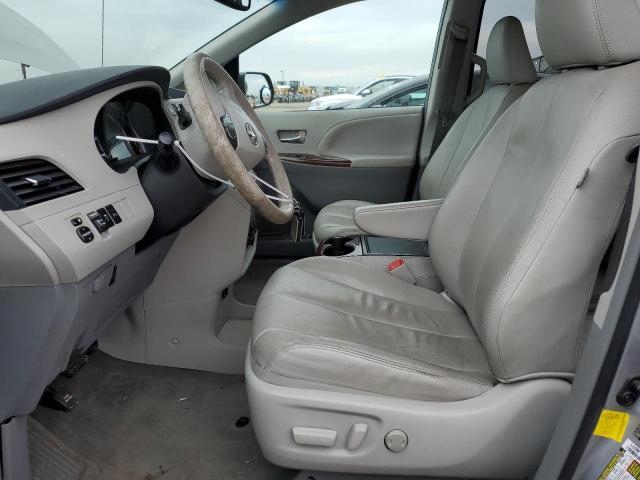 Photo 6 VIN: 5TDYK3DC9DS342889 - TOYOTA SIENNA XLE 