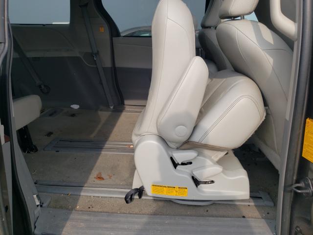 Photo 5 VIN: 5TDYK3DC9DS372605 - TOYOTA SIENNA XLE 