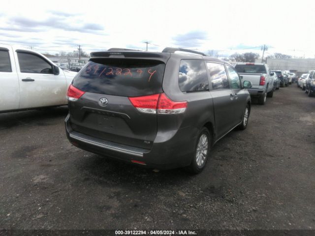 Photo 3 VIN: 5TDYK3DC9DS391543 - TOYOTA SIENNA 