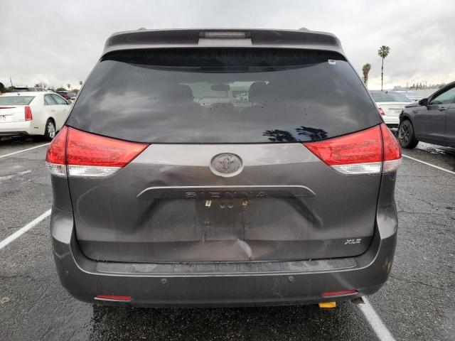 Photo 5 VIN: 5TDYK3DC9DS394247 - TOYOTA SIENNA XLE 