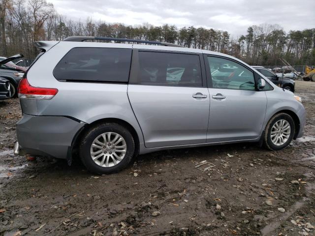 Photo 2 VIN: 5TDYK3DC9ES426714 - TOYOTA SIENNA XLE 