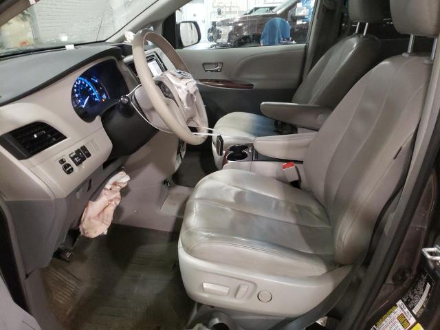 Photo 6 VIN: 5TDYK3DC9ES442041 - TOYOTA SIENNA XLE 