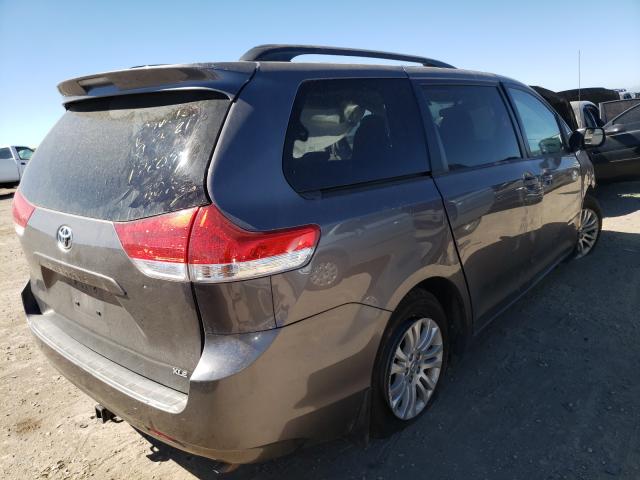 Photo 3 VIN: 5TDYK3DC9ES472088 - TOYOTA SIENNA XLE 