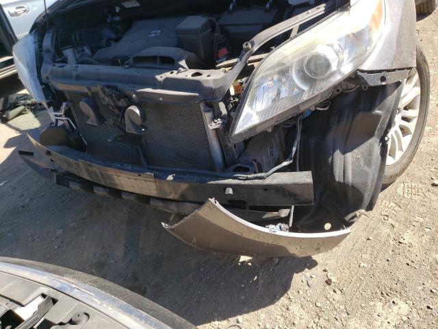 Photo 9 VIN: 5TDYK3DC9ES472088 - TOYOTA SIENNA XLE 