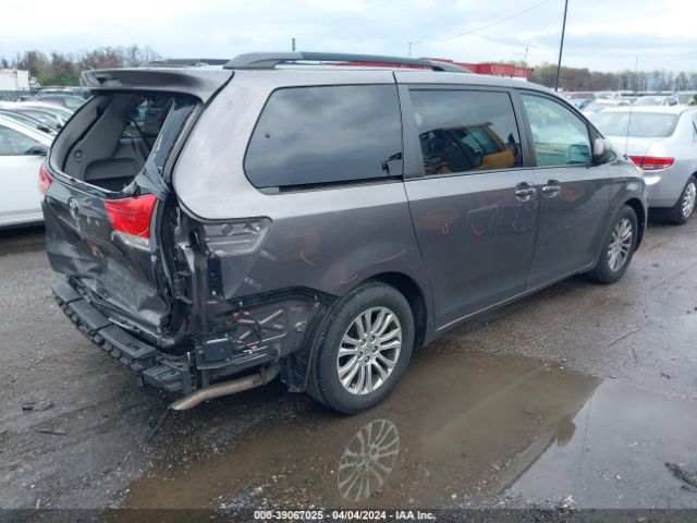 Photo 3 VIN: 5TDYK3DC9ES520768 - TOYOTA SIENNA 