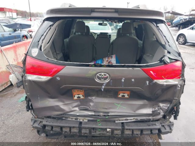 Photo 5 VIN: 5TDYK3DC9ES520768 - TOYOTA SIENNA 