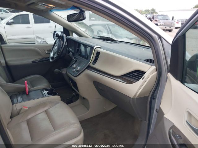 Photo 4 VIN: 5TDYK3DC9FS543730 - TOYOTA SIENNA 