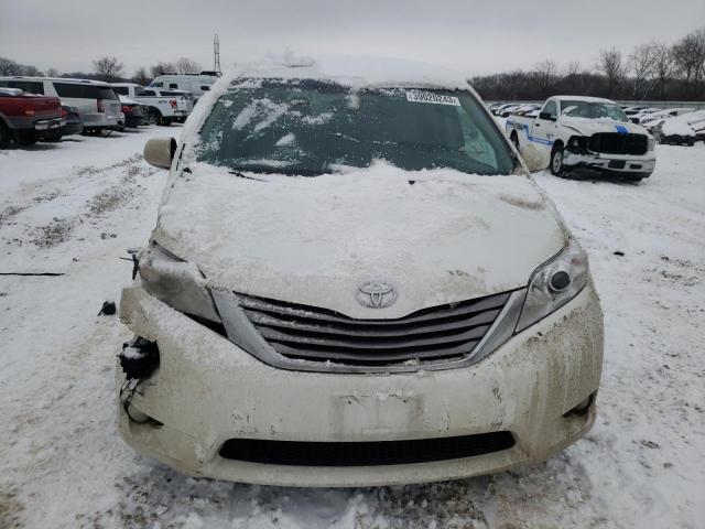 Photo 4 VIN: 5TDYK3DC9FS596783 - TOYOTA SIENNA XLE 