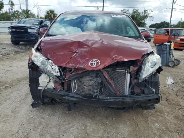 Photo 4 VIN: 5TDYK3DC9FS597027 - TOYOTA SIENNA XLE 