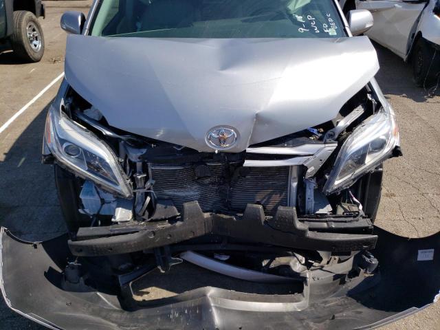 Photo 10 VIN: 5TDYK3DC9GS703154 - TOYOTA SIENNA XLE 