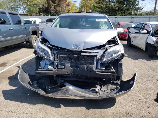 Photo 4 VIN: 5TDYK3DC9GS703154 - TOYOTA SIENNA XLE 