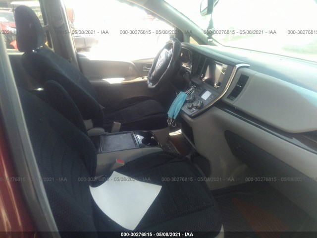 Photo 4 VIN: 5TDYK3DC9GS716776 - TOYOTA SIENNA 