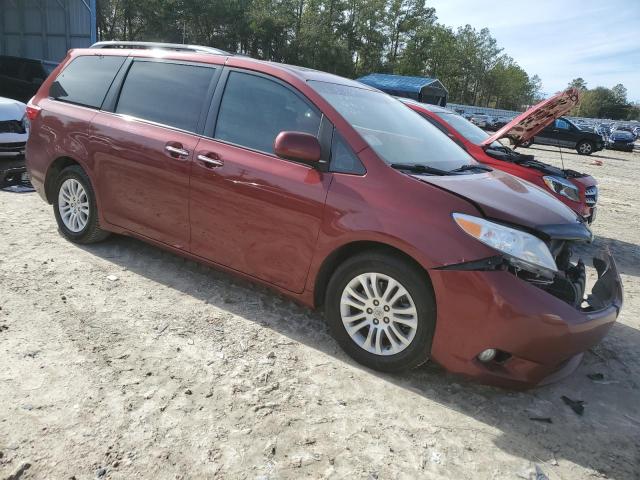 Photo 3 VIN: 5TDYK3DC9GS725056 - TOYOTA SIENNA XLE 