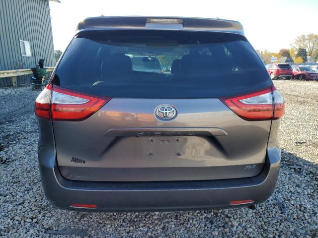 Photo 5 VIN: 5TDYK3DC9GS726241 - TOYOTA SIENNA XLE 