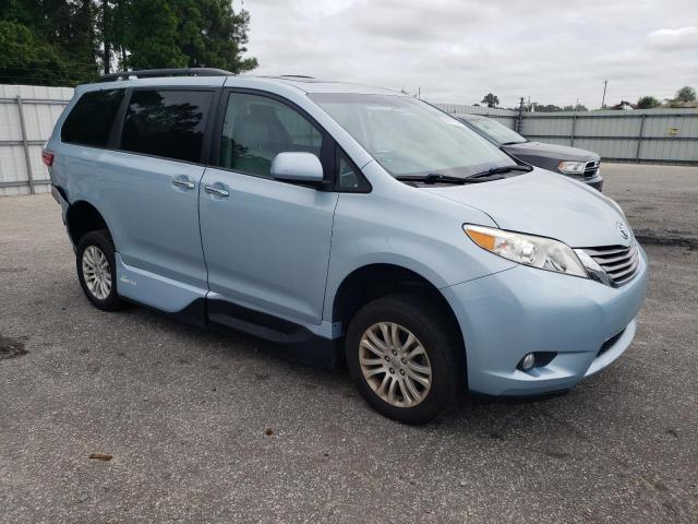 Photo 3 VIN: 5TDYK3DC9GS738759 - TOYOTA SIENNA XLE 