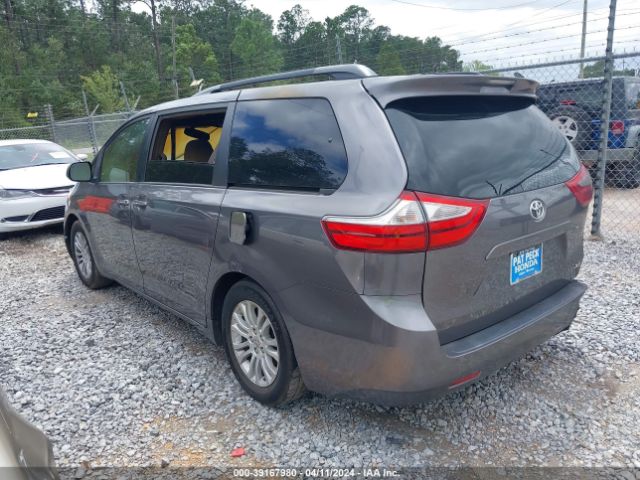 Photo 2 VIN: 5TDYK3DC9GS740043 - TOYOTA SIENNA 