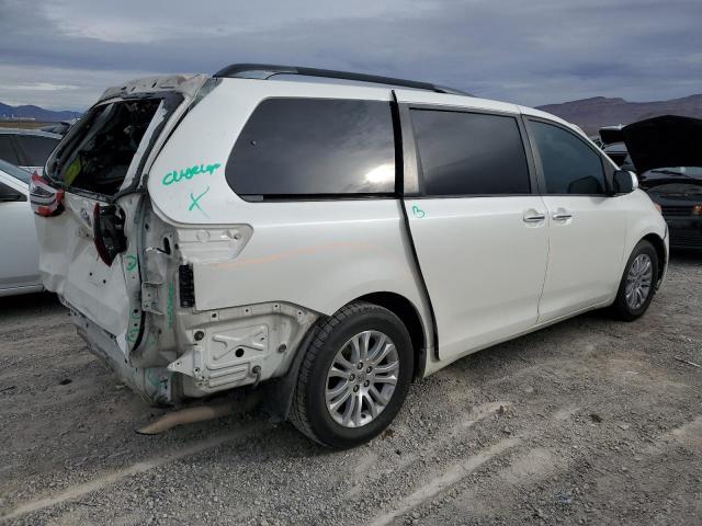 Photo 2 VIN: 5TDYK3DC9GS763676 - TOYOTA SIENNA XLE 