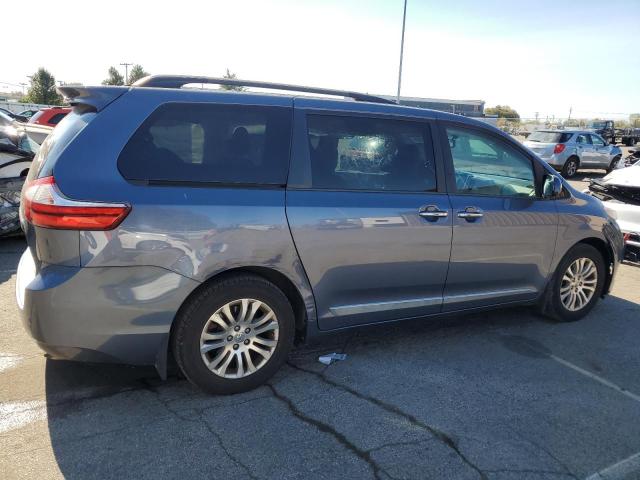 Photo 2 VIN: 5TDYK3DC9GS765055 - TOYOTA SIENNA XLE 