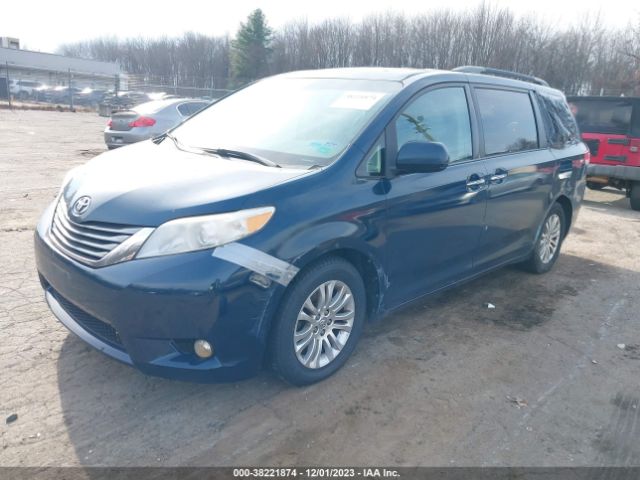 Photo 1 VIN: 5TDYK3DCXBS005001 - TOYOTA SIENNA 