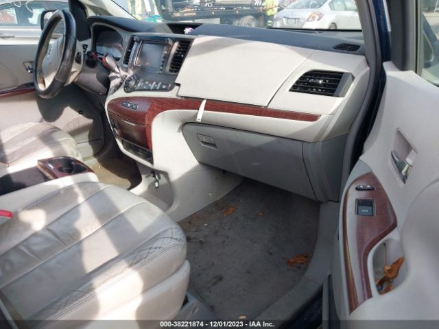 Photo 4 VIN: 5TDYK3DCXBS005001 - TOYOTA SIENNA 