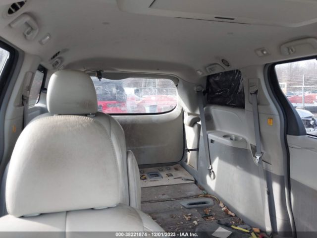 Photo 7 VIN: 5TDYK3DCXBS005001 - TOYOTA SIENNA 