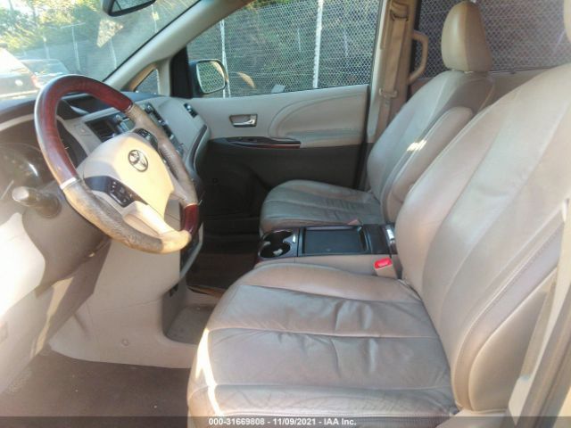 Photo 4 VIN: 5TDYK3DCXBS009677 - TOYOTA SIENNA 