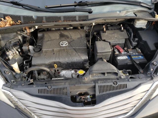 Photo 6 VIN: 5TDYK3DCXBS024387 - TOYOTA SIENNA XLE 