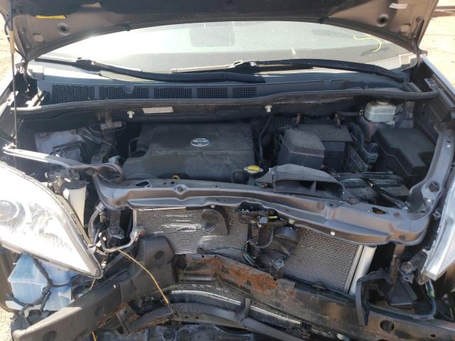 Photo 6 VIN: 5TDYK3DCXBS026608 - TOYOTA SIENNA XLE 