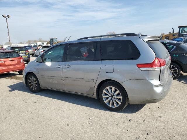 Photo 1 VIN: 5TDYK3DCXBS032733 - TOYOTA SIENNA XLE 