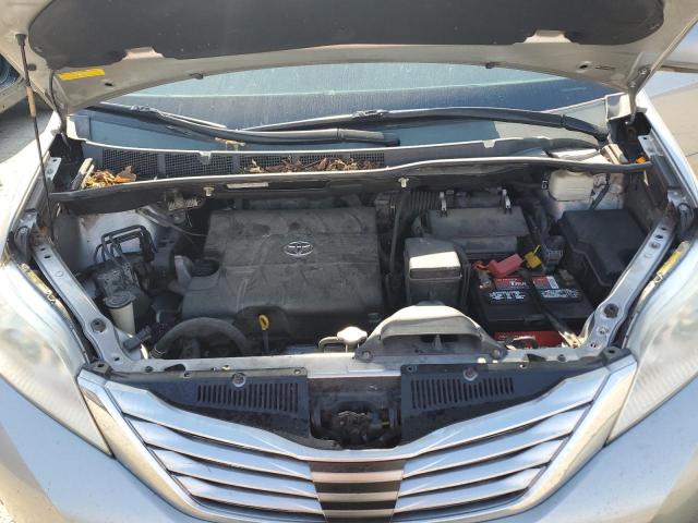 Photo 11 VIN: 5TDYK3DCXBS032733 - TOYOTA SIENNA XLE 