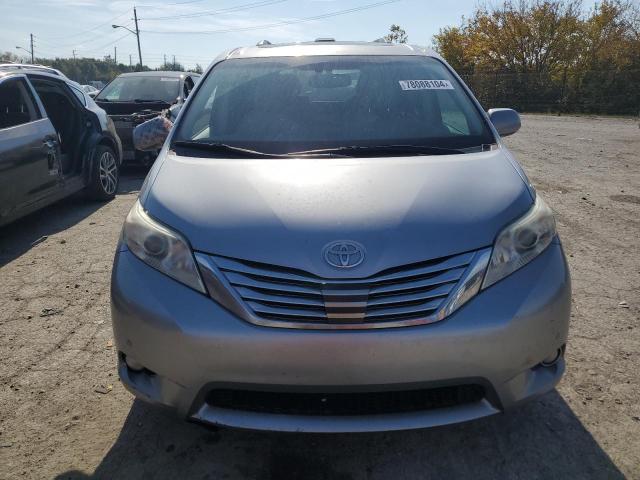 Photo 4 VIN: 5TDYK3DCXBS032733 - TOYOTA SIENNA XLE 