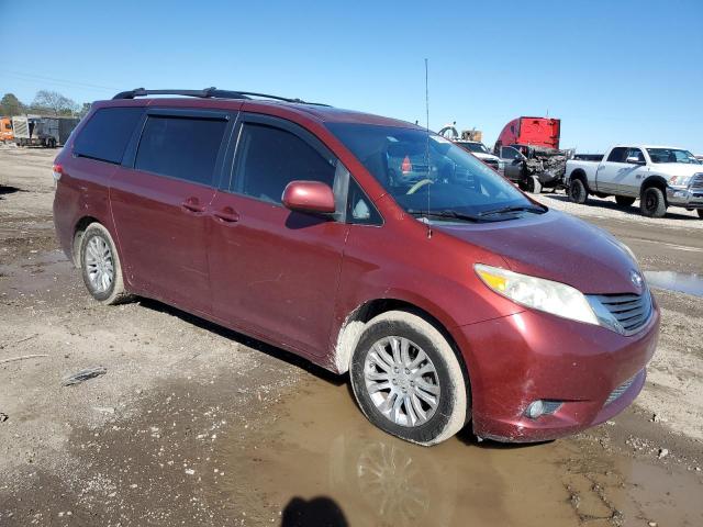 Photo 3 VIN: 5TDYK3DCXBS048088 - TOYOTA SIENNA XLE 