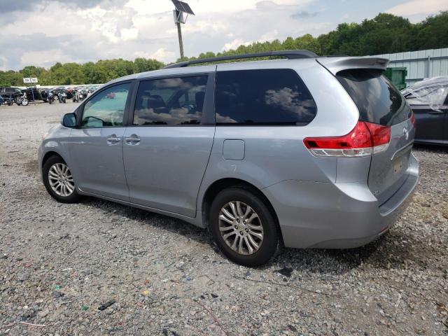 Photo 1 VIN: 5TDYK3DCXBS068552 - TOYOTA SIENNA XLE 