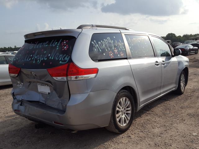 Photo 3 VIN: 5TDYK3DCXBS072858 - TOYOTA SIENNA XLE 